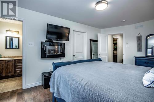 70 Spracklin Boulevard, Paradise, NL - Indoor Photo Showing Bedroom