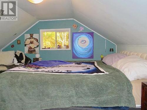 7153 Alberni Street, Powell River, BC - Indoor Photo Showing Bedroom