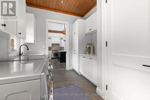 580 Indian Point Road, Kawartha Lakes, ON - Indoor Photo Showing Kitchen