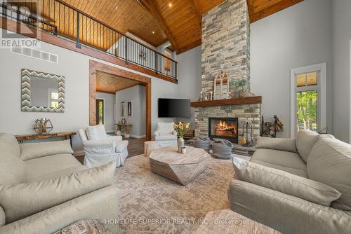 580 Indian Point Road, Kawartha Lakes, ON - Indoor Photo Showing Living Room With Fireplace