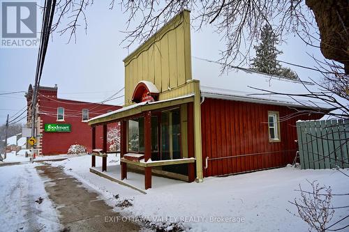 1876 Beachburg Road E, Whitewater Region, ON - Outdoor With Exterior