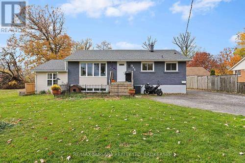 1 Woodside Drive, Port Colborne (877 - Main Street), ON - Outdoor