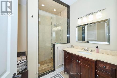 5784 Ironwood Street, Niagara Falls (219 - Forestview), ON - Indoor Photo Showing Bathroom