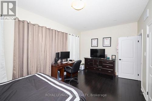 5784 Ironwood Street, Niagara Falls (219 - Forestview), ON - Indoor Photo Showing Bedroom