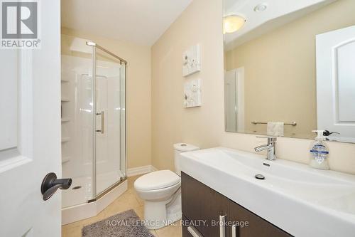 5784 Ironwood Street, Niagara Falls (219 - Forestview), ON - Indoor Photo Showing Bathroom