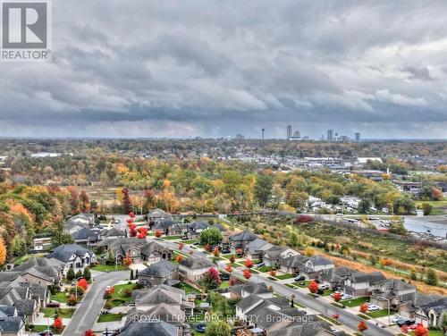 5784 Ironwood Street, Niagara Falls (219 - Forestview), ON - Outdoor With View