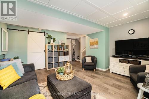 148 Charles Street, Arnprior, ON - Indoor Photo Showing Living Room