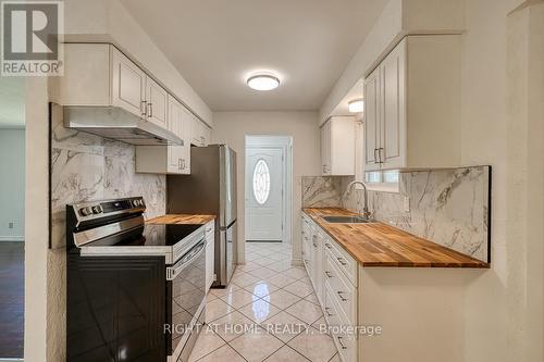 751 Boyle Drive, Woodstock (Woodstock - South), ON - Indoor Photo Showing Kitchen