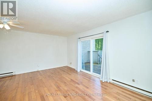 2 - 38 Elma Street, St. Catharines (443 - Lakeport), ON - Indoor Photo Showing Other Room