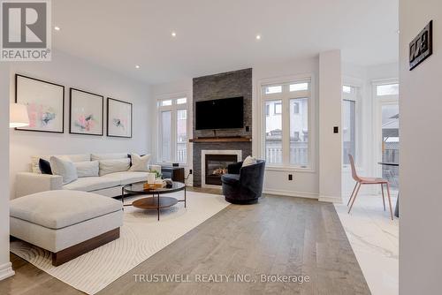 60 Fontebella Avenue, Vaughan, ON - Indoor Photo Showing Living Room With Fireplace