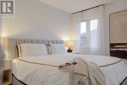 60 Fontebella Avenue, Vaughan, ON - Indoor Photo Showing Bedroom