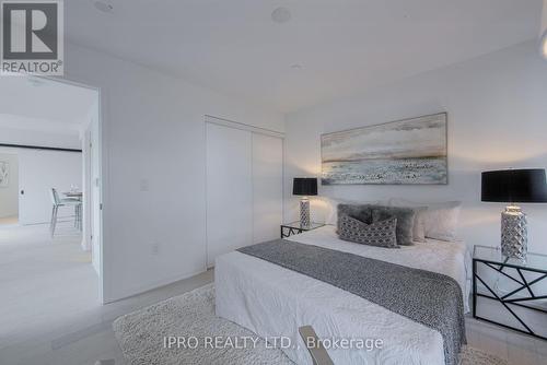 405 - 41 Dovercourt Road, Toronto, ON - Indoor Photo Showing Bedroom