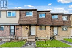 2651 PIMLICO CRESCENT  Ottawa, ON K2G 4E7