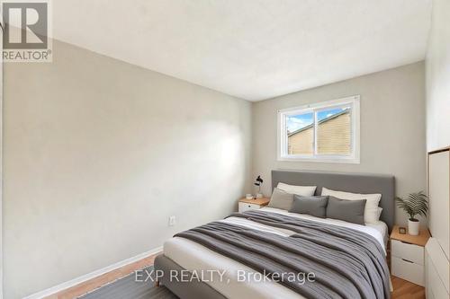 2651 Pimlico Crescent, Ottawa, ON - Indoor Photo Showing Bedroom