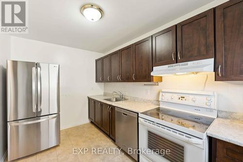 2651 Pimlico Crescent, Ottawa, ON - Indoor Photo Showing Kitchen