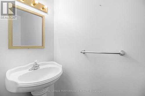 402 - 6532 Bilberry Drive, Ottawa, ON - Indoor Photo Showing Bathroom