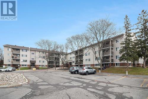 402 - 6532 Bilberry Drive, Ottawa, ON - Outdoor With Facade