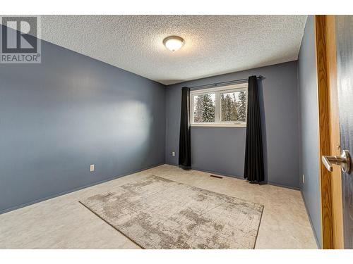 1382 Cypress Drive, Sparwood, BC - Indoor Photo Showing Other Room