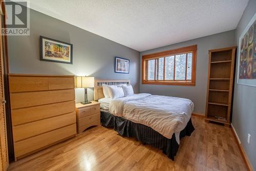 5369 Ski Hill Road Unit# 100, Fernie, BC - Indoor Photo Showing Bedroom