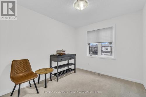 836 Dynasty Street E, Ottawa, ON - Indoor Photo Showing Other Room