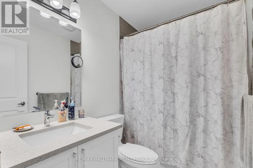 836 Dynasty Street E, Ottawa, ON - Indoor Photo Showing Bathroom