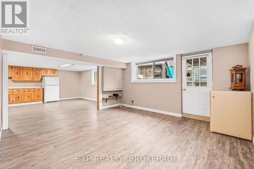 103 Willowbank Road E, Gananoque, ON - Indoor Photo Showing Other Room