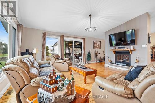 103 Willowbank Road E, Gananoque, ON - Indoor Photo Showing Living Room With Fireplace