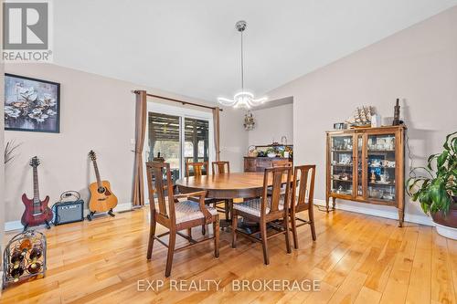 103 Willowbank Road E, Gananoque, ON - Indoor Photo Showing Dining Room