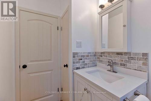 53 Pembroke St Street, Whitewater Region, ON - Indoor Photo Showing Bathroom