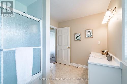 11 Ashton Lane, Scugog (Port Perry), ON - Indoor Photo Showing Bathroom