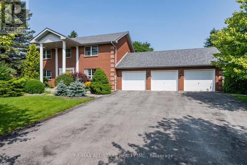 11 Ashton Lane, Scugog (Port Perry), ON - Outdoor With Facade