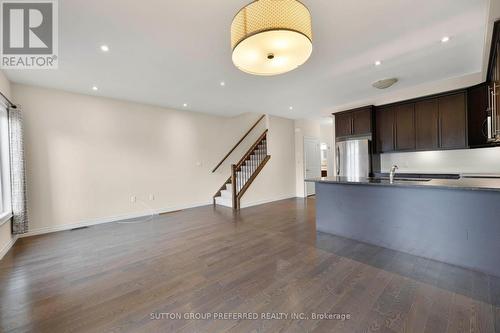 33 - 1030 Oakcrossing Gate, London, ON - Indoor Photo Showing Kitchen