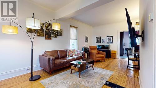 25 Locust Street, St. Thomas, ON - Indoor Photo Showing Living Room