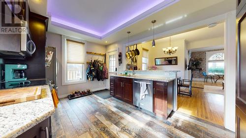 25 Locust Street, St. Thomas, ON - Indoor Photo Showing Kitchen