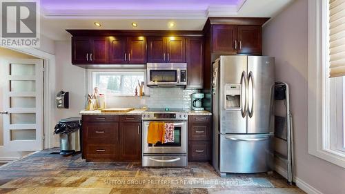 25 Locust Street, St. Thomas, ON - Indoor Photo Showing Kitchen