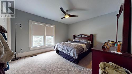 25 Locust Street, St. Thomas, ON - Indoor Photo Showing Bedroom