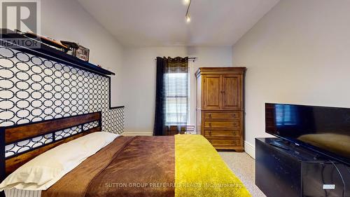 25 Locust Street, St. Thomas, ON - Indoor Photo Showing Bedroom