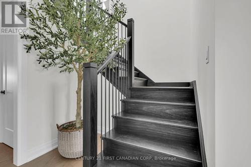 1914 Fountain Grass Drive, London, ON - Indoor Photo Showing Other Room