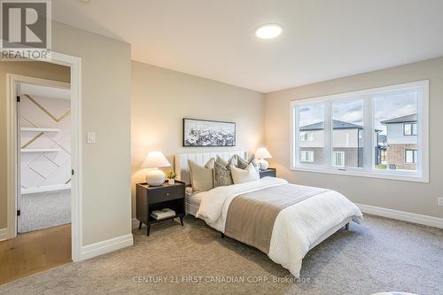 1615 Upper West Avenue, London, ON - Indoor Photo Showing Bedroom