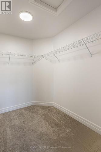 1615 Upper West Avenue, London, ON - Indoor With Storage