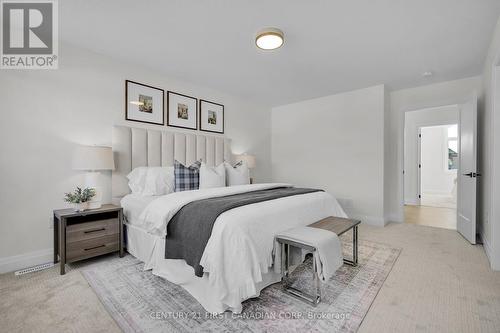 1890 Fountain Grass Drive, London, ON - Indoor Photo Showing Bedroom