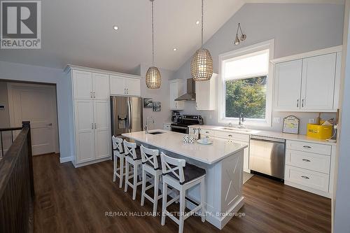 1744 Papineau Lake Road, Hastings Highlands, ON - Indoor Photo Showing Kitchen With Upgraded Kitchen