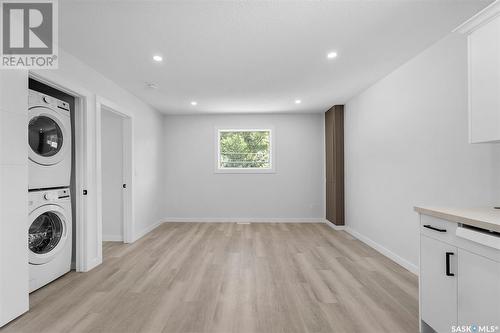 2125 St Charles Avenue, Saskatoon, SK - Indoor Photo Showing Laundry Room