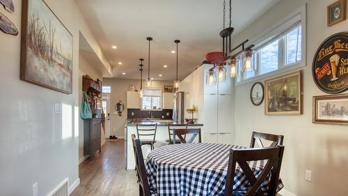 102-1236 Government Street, Penticton, BC - Indoor Photo Showing Dining Room