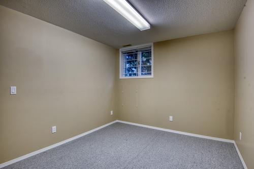 4587 Postill Drive, Kelowna, BC - Indoor Photo Showing Other Room