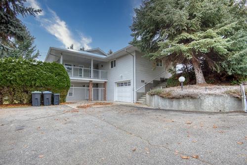 4587 Postill Drive, Kelowna, BC - Outdoor