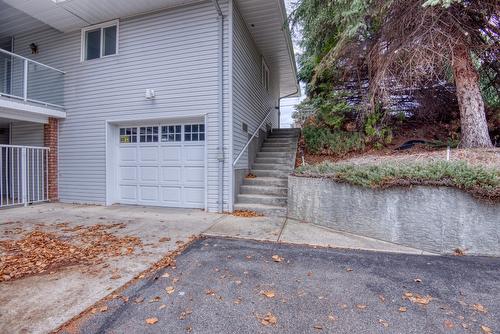 4587 Postill Drive, Kelowna, BC - Outdoor