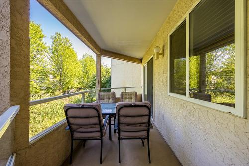 204-265 Snowsell Street, Kelowna, BC - Outdoor With Balcony With Exterior