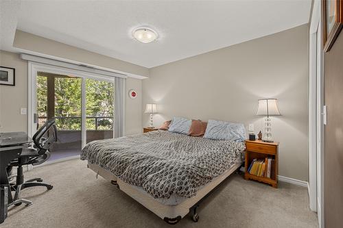 204-265 Snowsell Street, Kelowna, BC - Indoor Photo Showing Bedroom