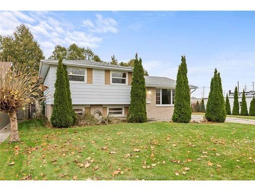 27 Vanier Drive, Chatham, ON 